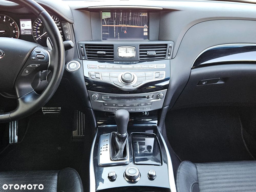 Infiniti Q70 2.2d Premium Executive EU6 - 13
