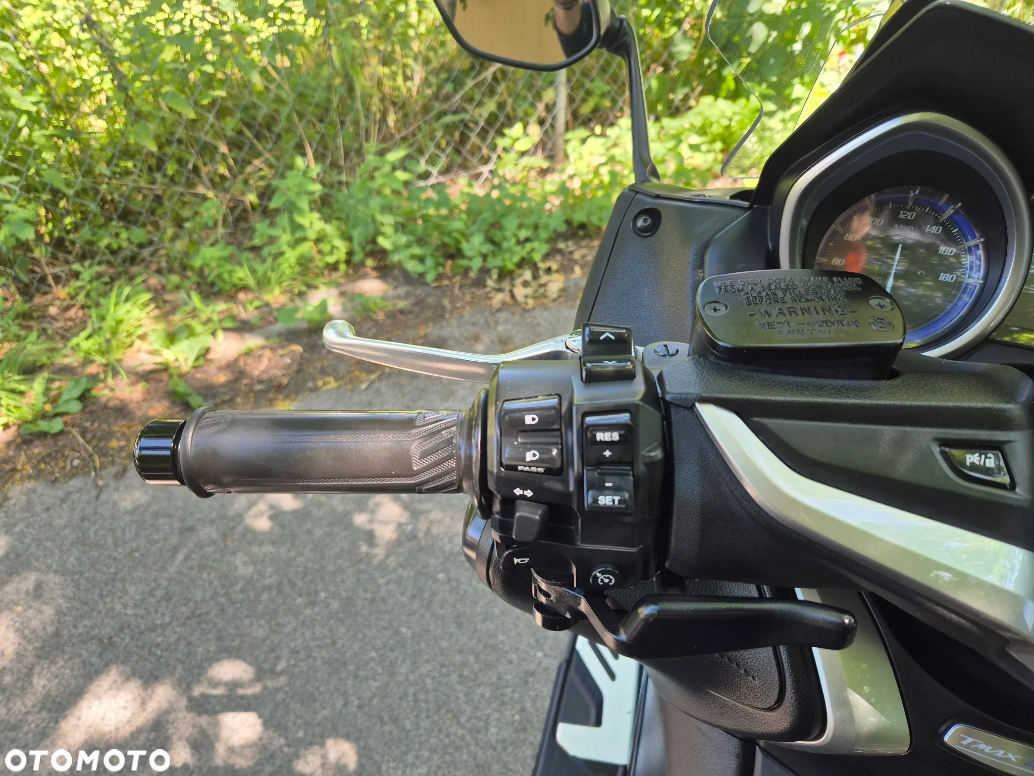 Yamaha Tmax - 20