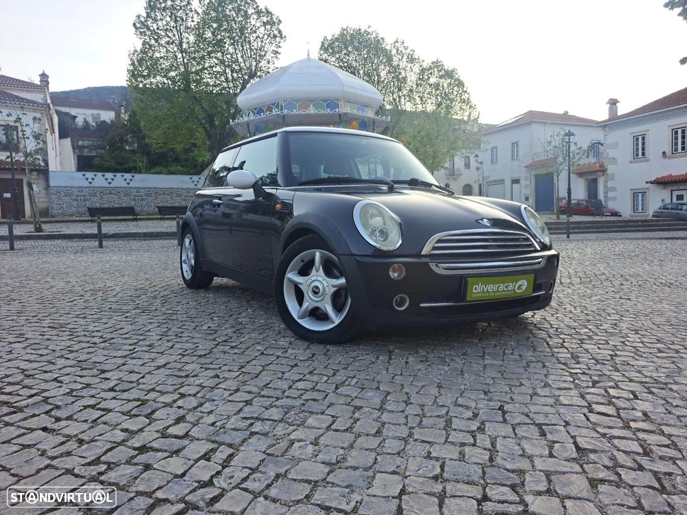 MINI 3 Portas Cooper Aut. - 10
