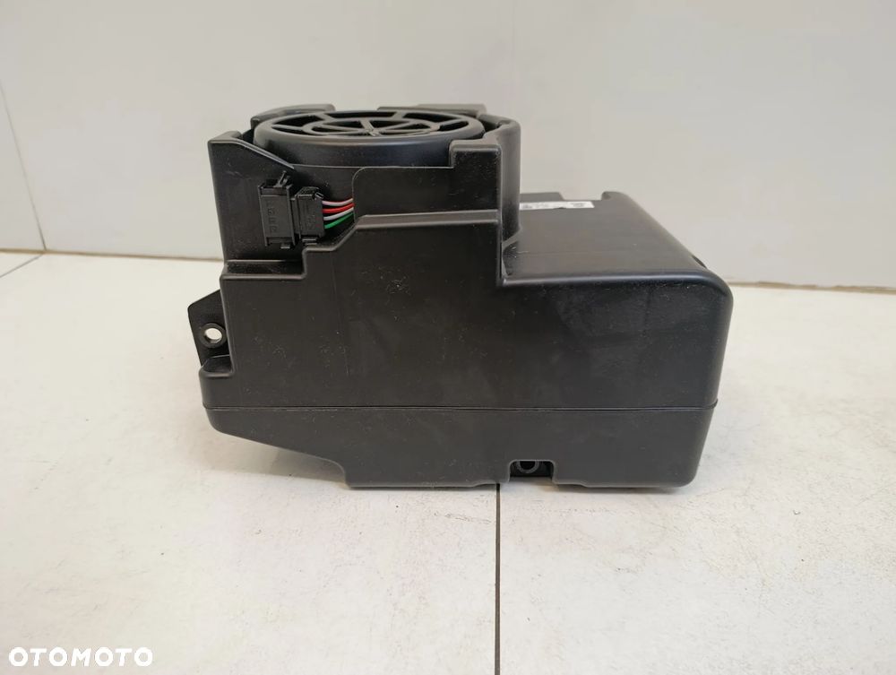 Subwoofer głośnik niskotonowy Audi Q4 e-tron etron - 3