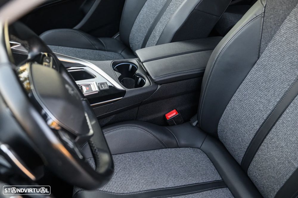 Peugeot 3008 PureTech 130 Stop & Start GPF EAT8 Allure - 10