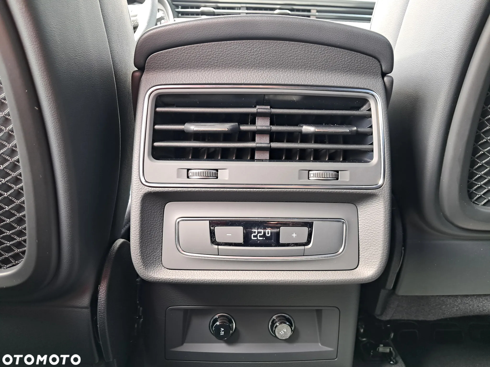 Audi Q7 55 TFSI e Quattro S Line Tiptr - 9
