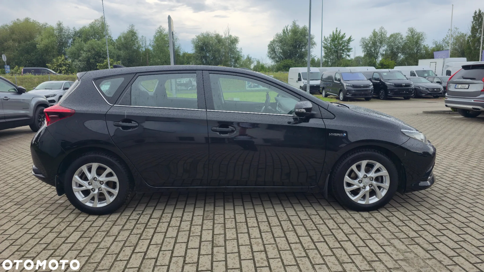 Toyota Auris - 4