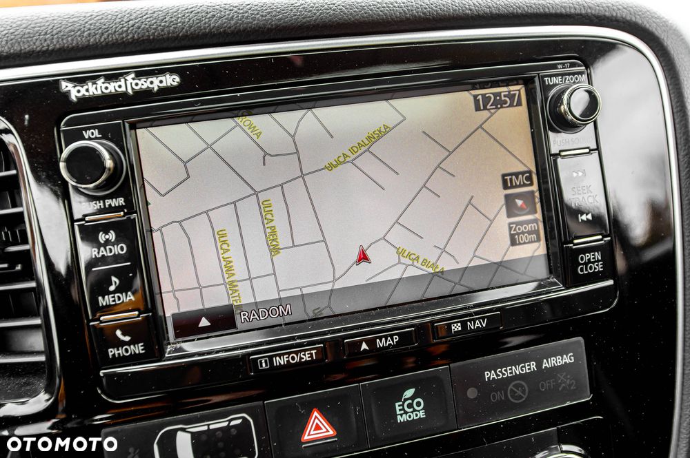 Mitsubishi Outlander 2.2 DID Instyle Navi 4WD - 19