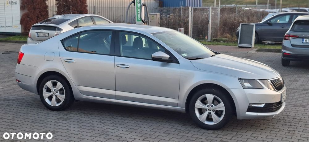 Skoda Octavia 1.6 TDI Ambition - 4
