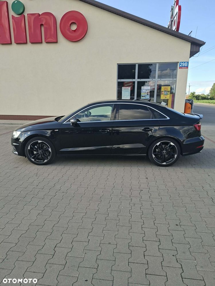 Audi A3 Limousine 2.0 TDI design - 3