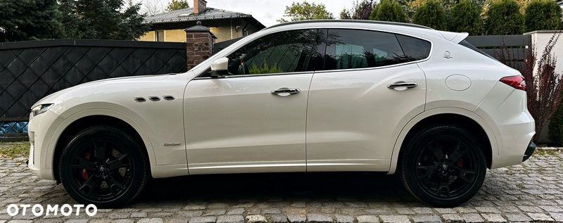 Maserati Levante Diesel Granlusso - 8