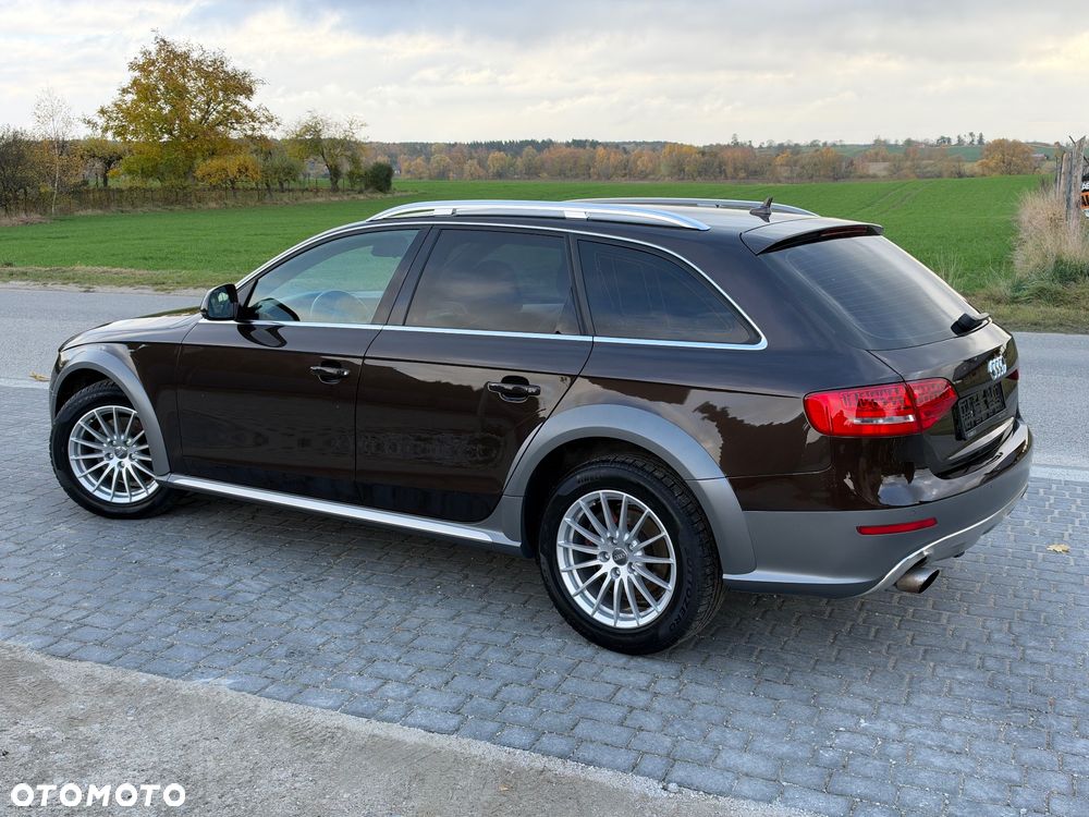 Audi A4 Allroad 2.0 TFSI S tronic - 24