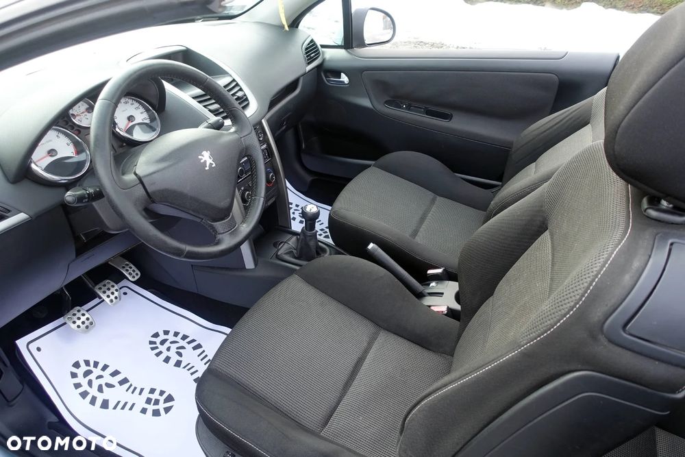 Peugeot 207 CC 120 VTi Active - 17