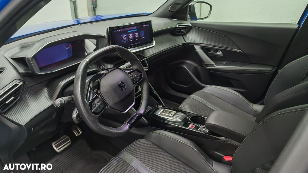 Peugeot 2008 54 kWh GT - 18
