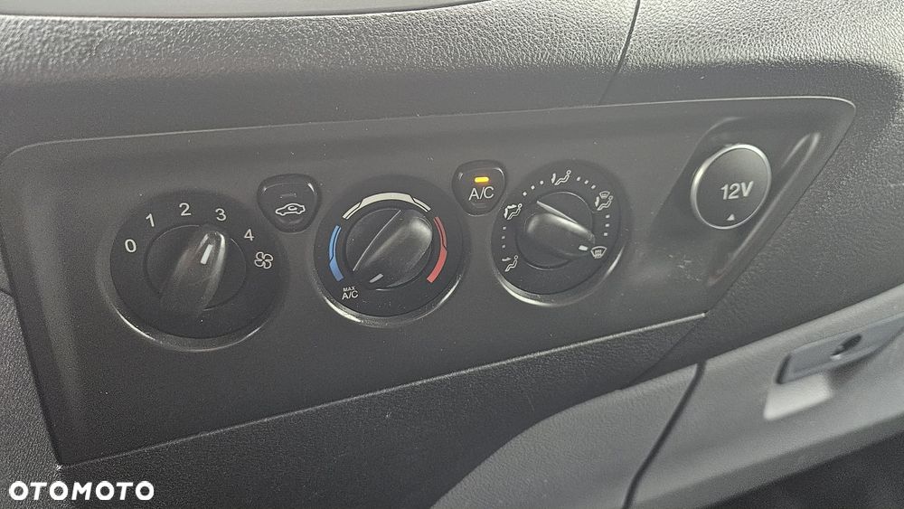 Ford Transit Custom - 32