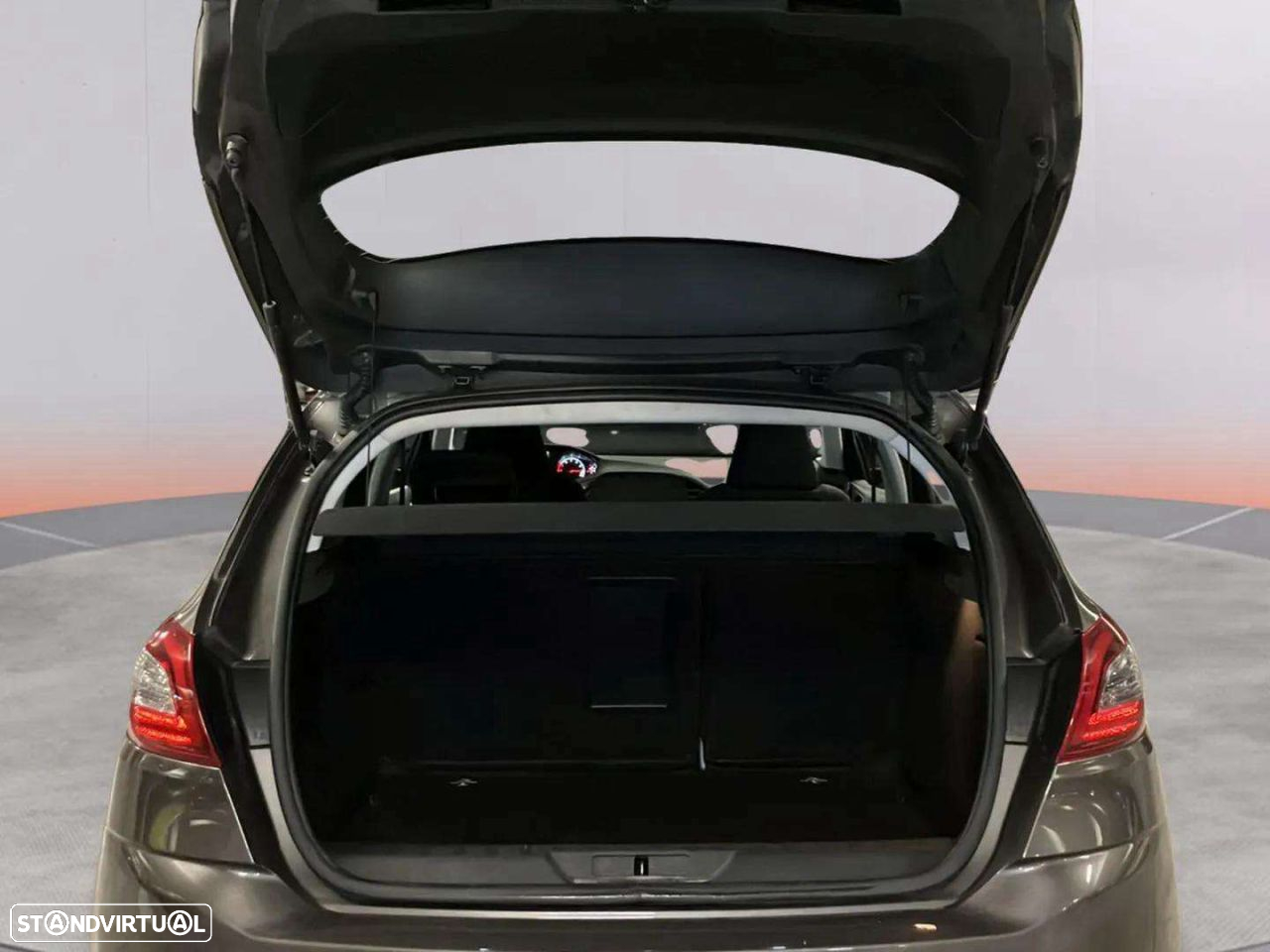 Peugeot 308 - 18