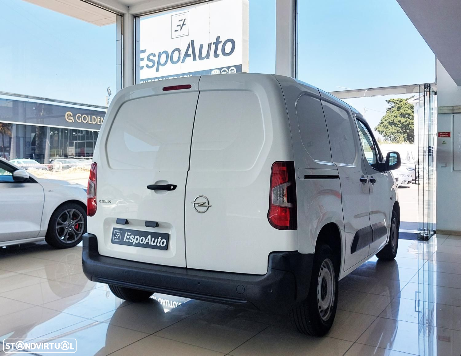 Opel Combo 1.5 CDTI L1H1Enjoy - 2
