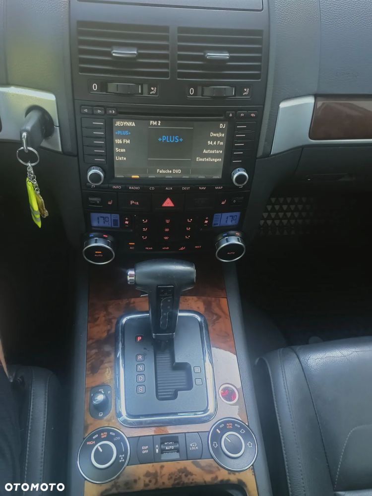 Volkswagen Touareg 3.0 V6 TDI DPF Automatik Exclusive Edition - 18