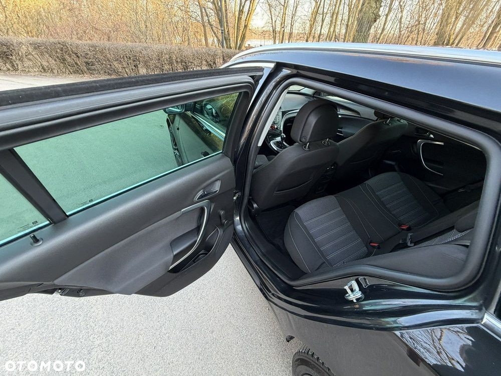 Opel Insignia - 21