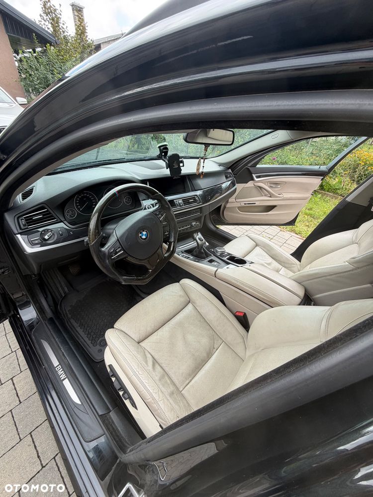 BMW Seria 5 520d Luxury Line - 10