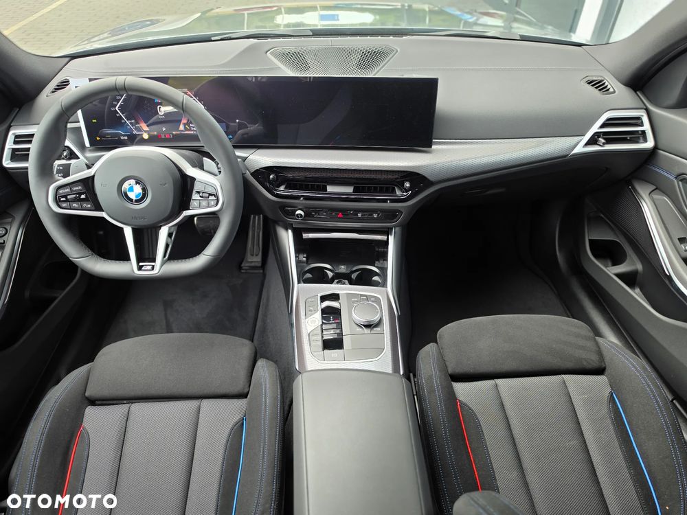 BMW Seria 3 330i xDrive M Sport sport - 29