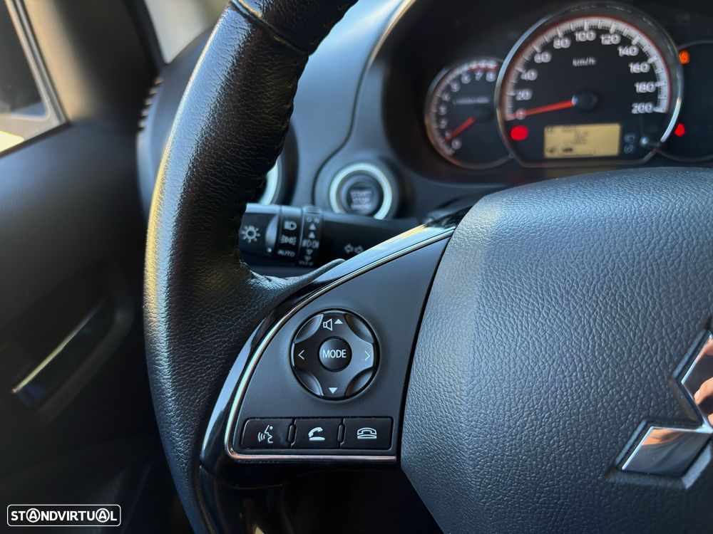 Mitsubishi Space Star 1.2 Intense - 23