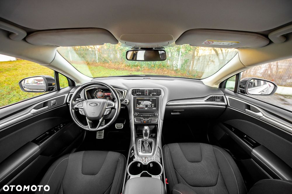 Ford Mondeo 2.0 TDCi Titanium PowerShift - 21