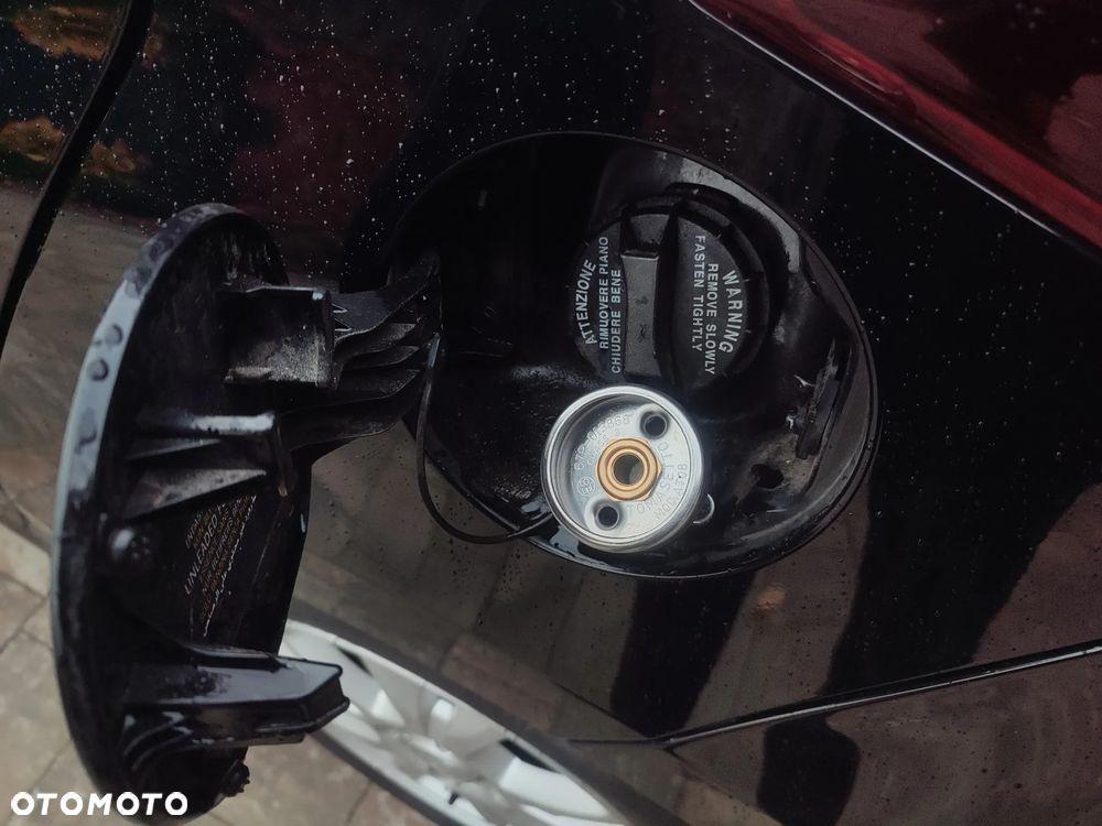 Hyundai i20 1.25 Wersja Jubileuszowa - 37