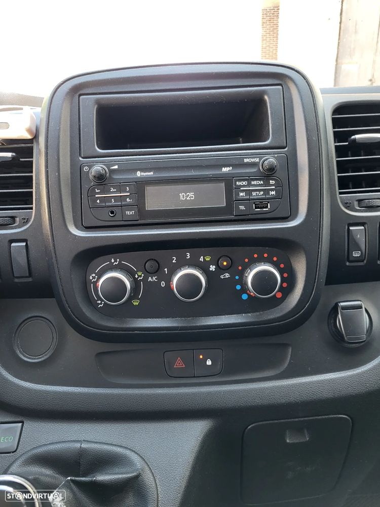 Renault Trafic - 9