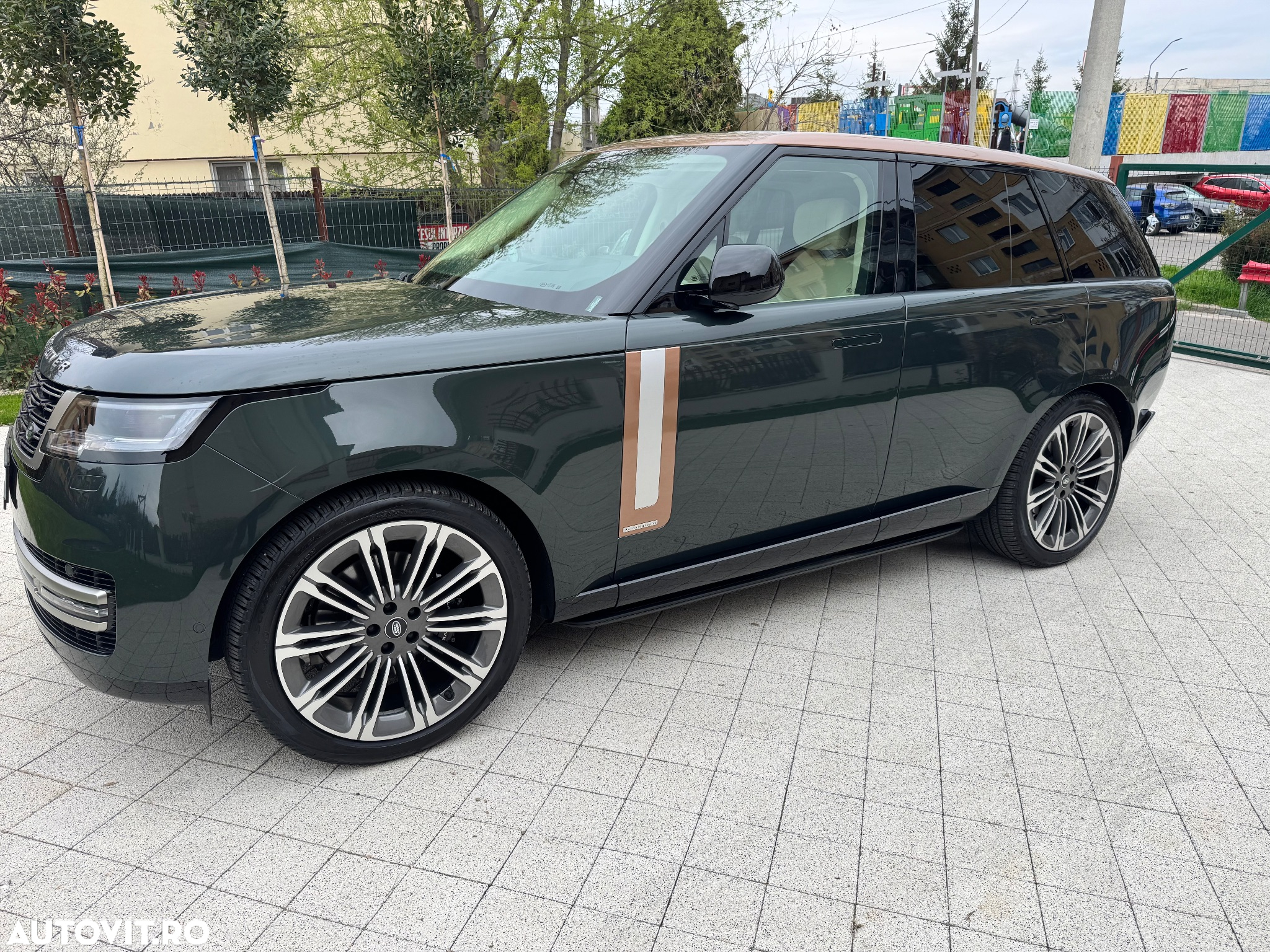 Land Rover Range Rover 3.0 I6 D350 MHEV Autobiography - 4