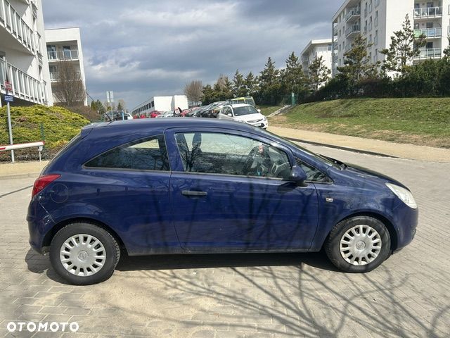 Opel Corsa - 4
