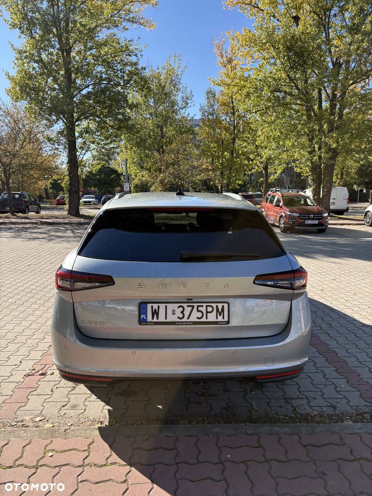 Skoda Superb 1.5 TSI mHEV Selection DSG - 8