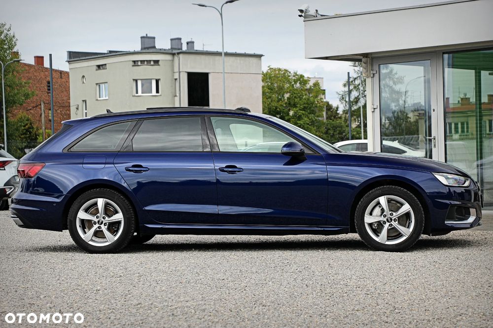 Audi A4 Avant 40 TDI quattro S tronic advanced - 3