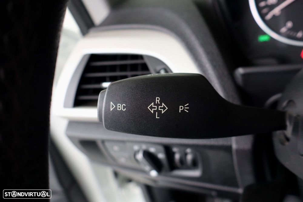 BMW 116 i Advantage - 17