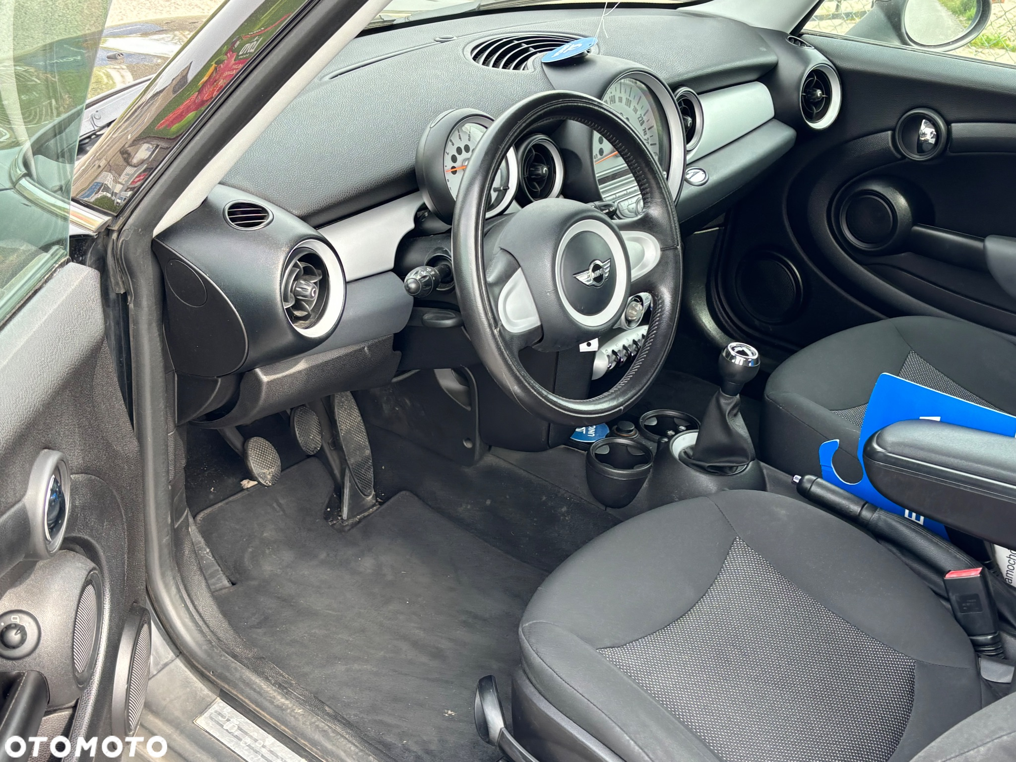 MINI ONE Standard - 19