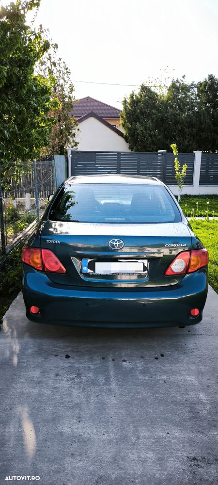 Toyota Corolla 1.4 Sdn. Terra - 3
