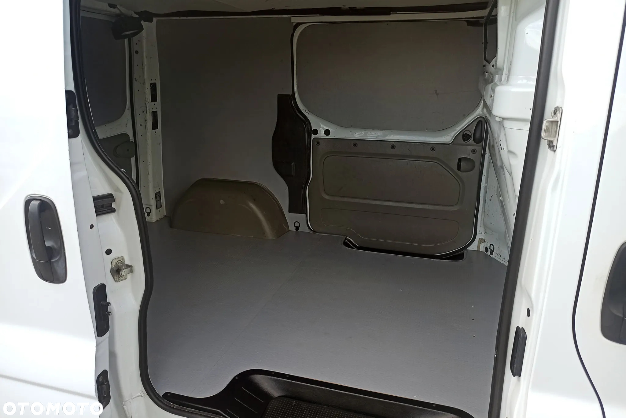 Nissan Primastar - 32