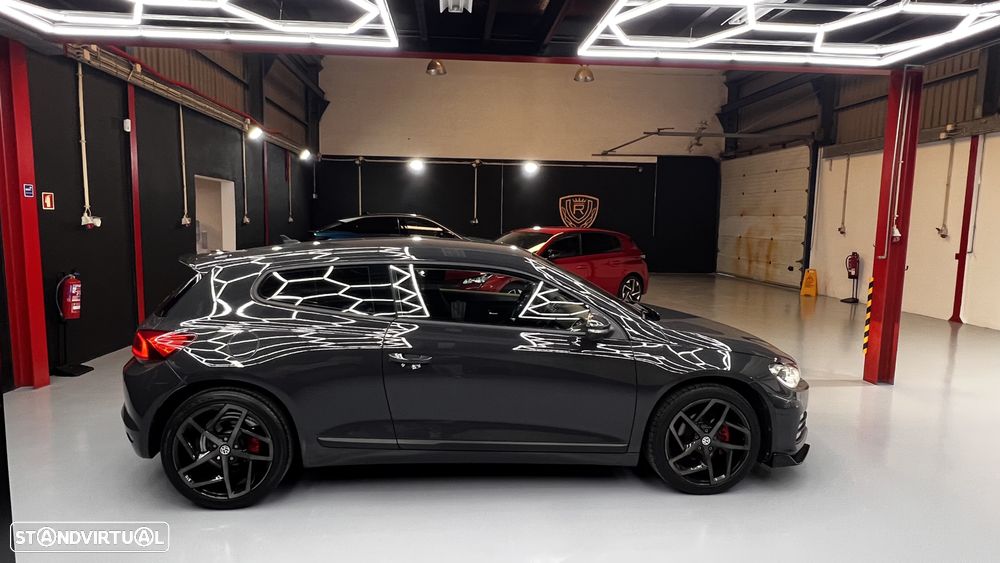 VW Scirocco 2.0 TDI Sport - 10