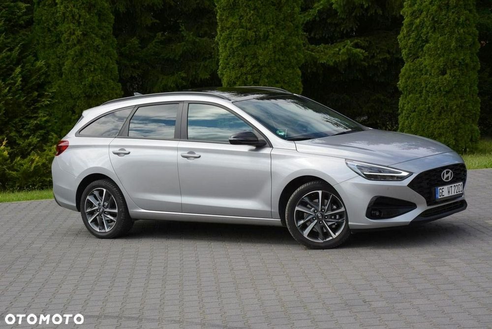 Hyundai i30 1.5 T-GDI 48V-Hybrid DCT Advantage - 3