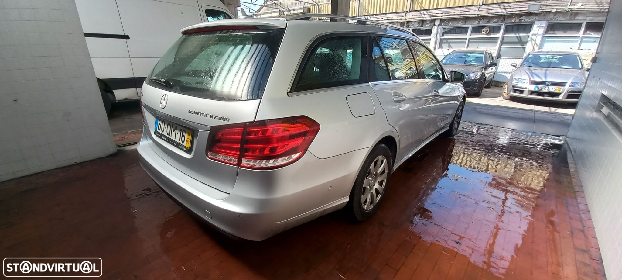 Mercedes-Benz E 300 - 22