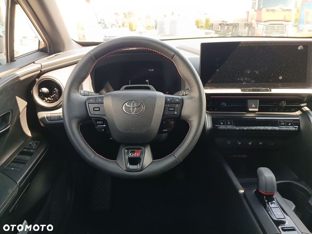 Toyota C-HR - 12