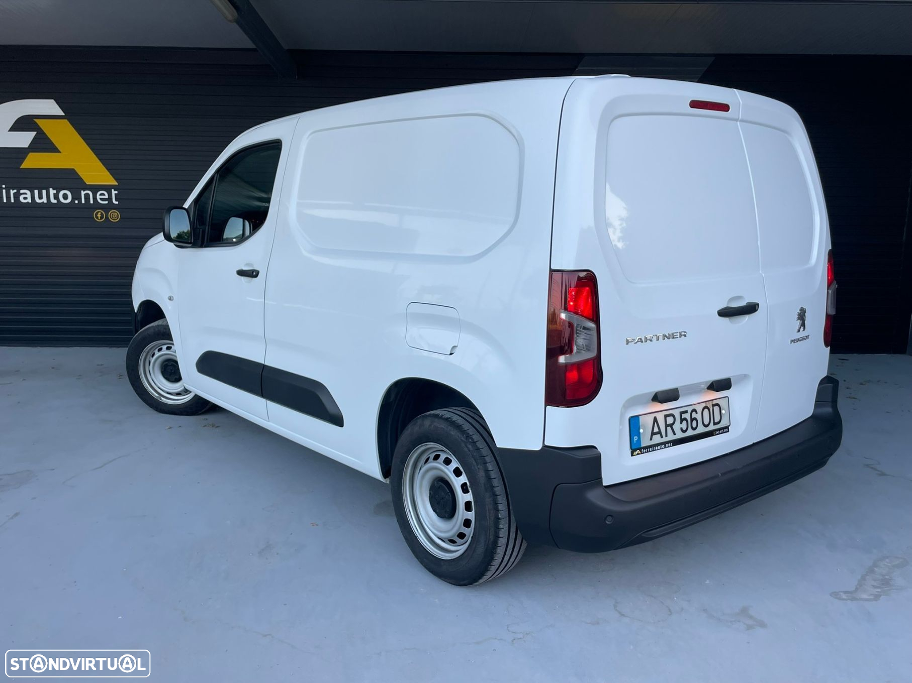 Peugeot Partner 1.5 BlueHDi Premium Standard - 2