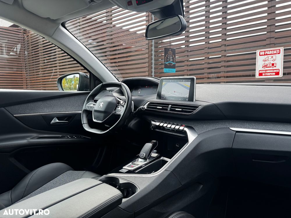 Peugeot 3008 PureTech 130 Stop & Start GPF EAT8 Allure Pack - 26