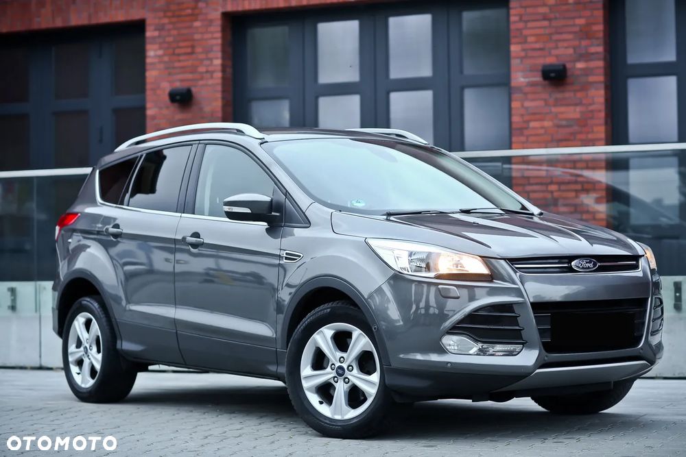 Ford Kuga 2.0 TDCi 4x4 Titanium - 5