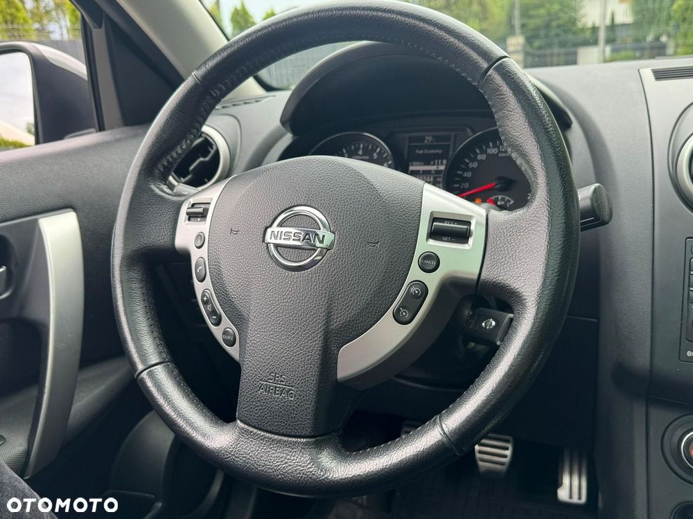 Nissan Qashqai 2.0 360 - 13