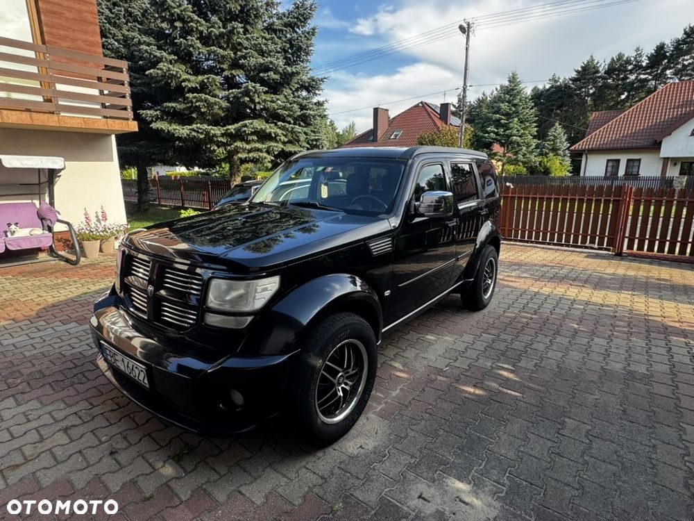 Dodge Nitro 4.0 V6 RT - 2