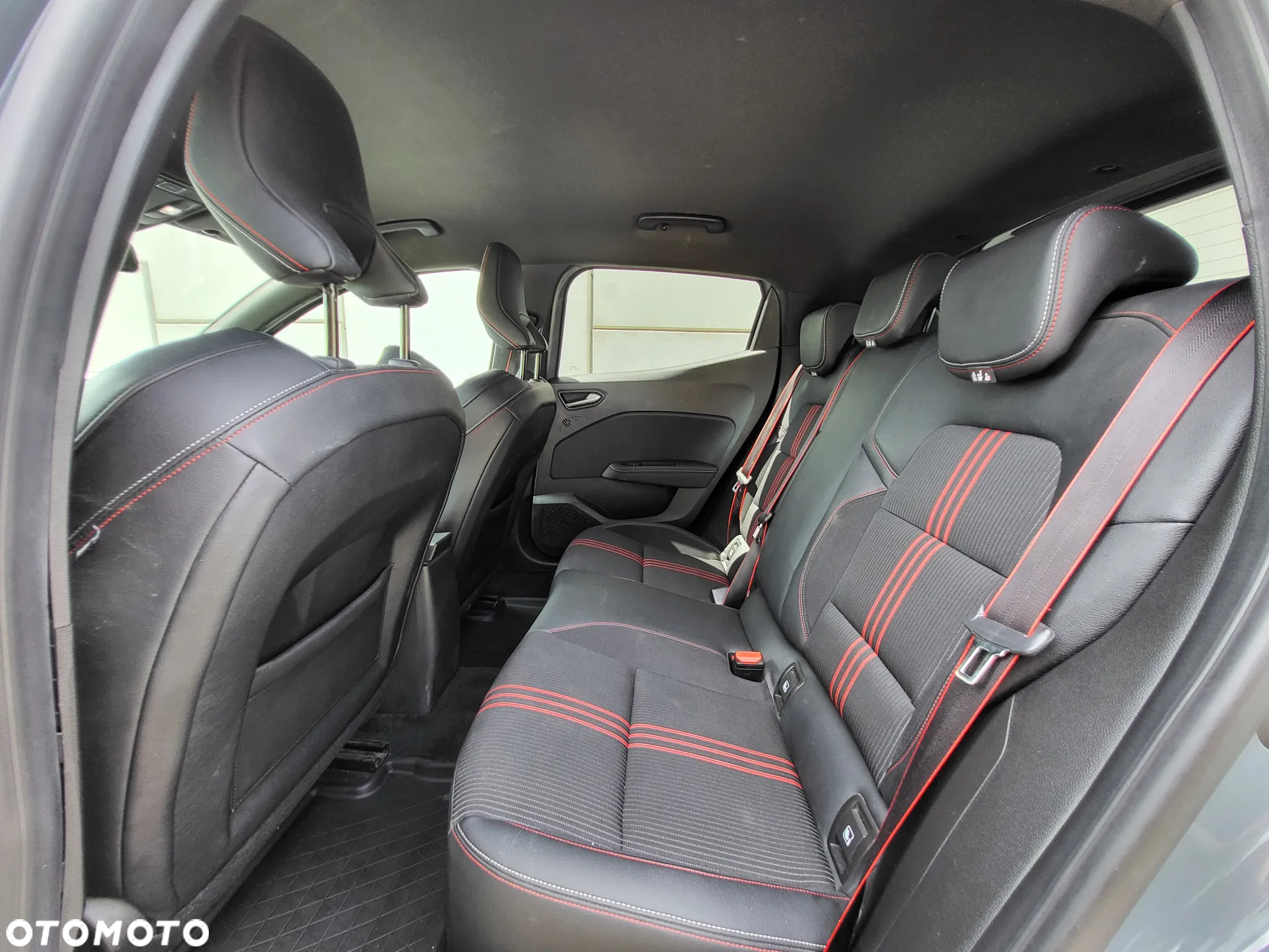 Renault Clio 1.3 TCe R.S Line EDC - 26