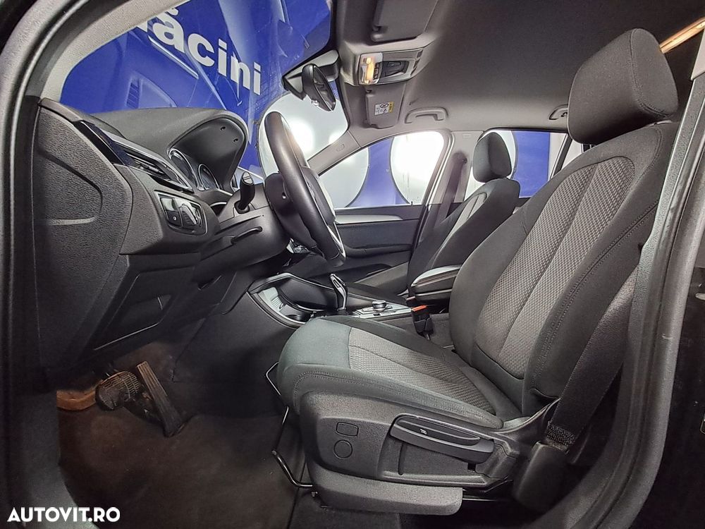 BMW X1 sDrive18d AT - 11