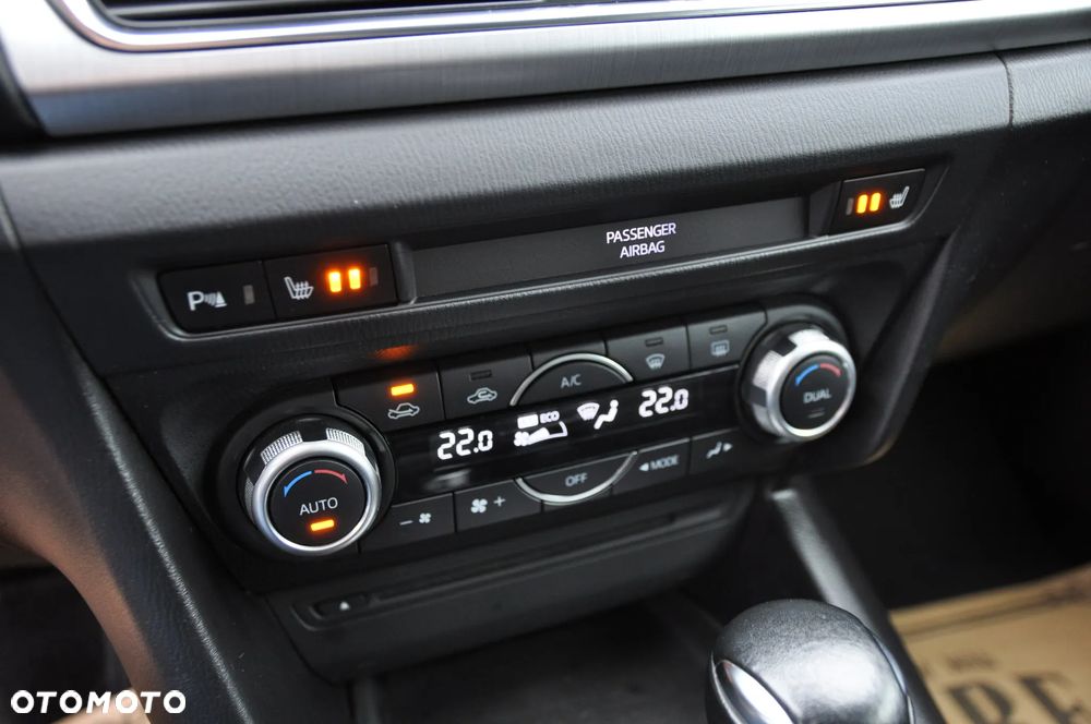 Mazda 3 SKYACTIV-G 120 Automatik Center-Line - 19