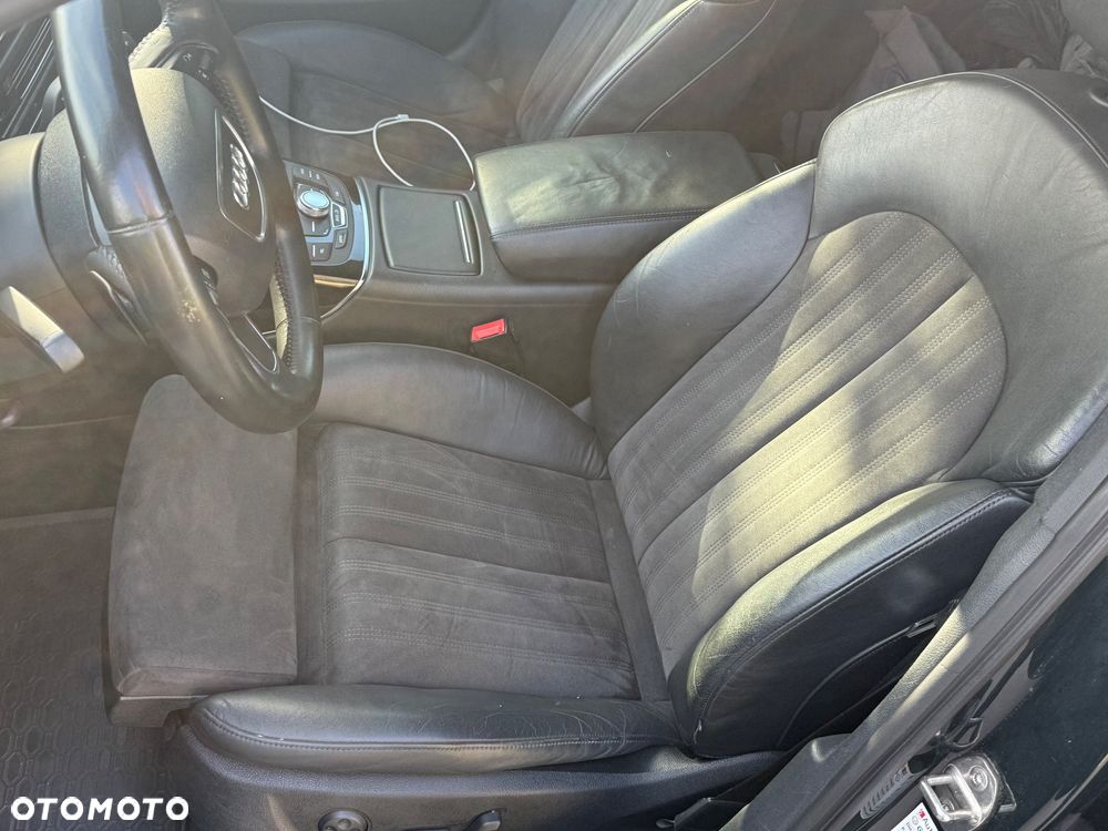 Audi A6 Avant 2012 photo 5