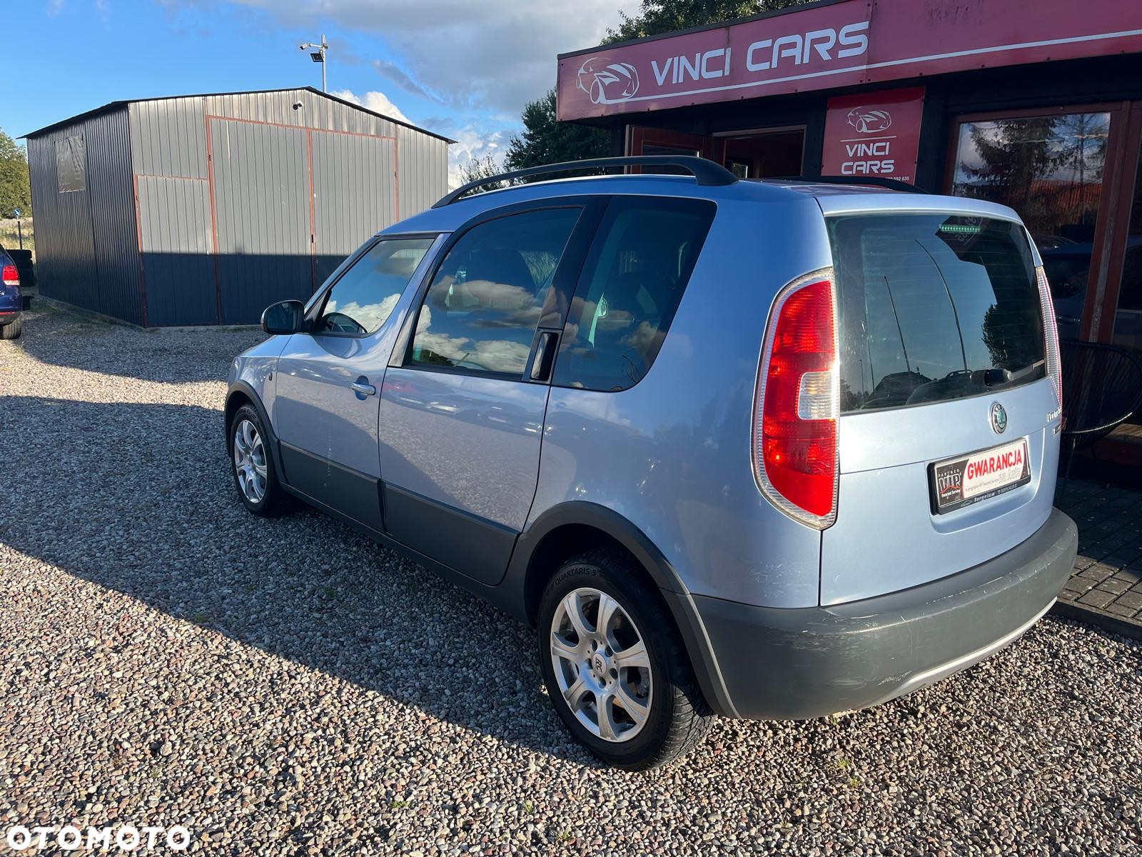 Skoda Roomster 1.6 16V Scout - 5