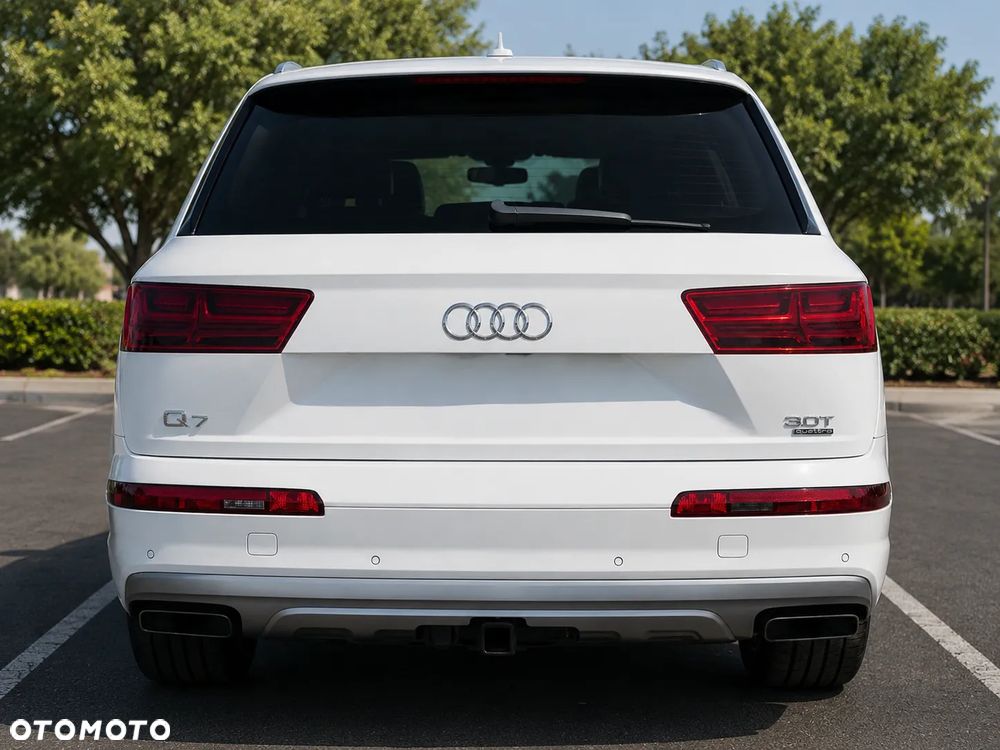 Audi Q7 - 6