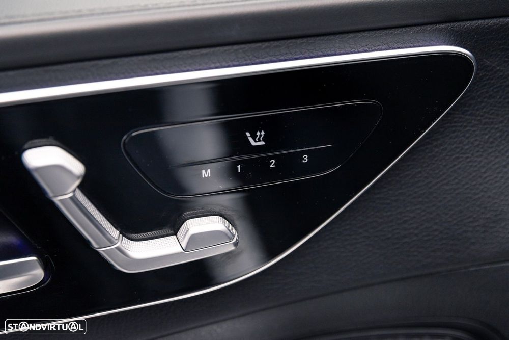 Mercedes-Benz C 300 d AMG Line - 38