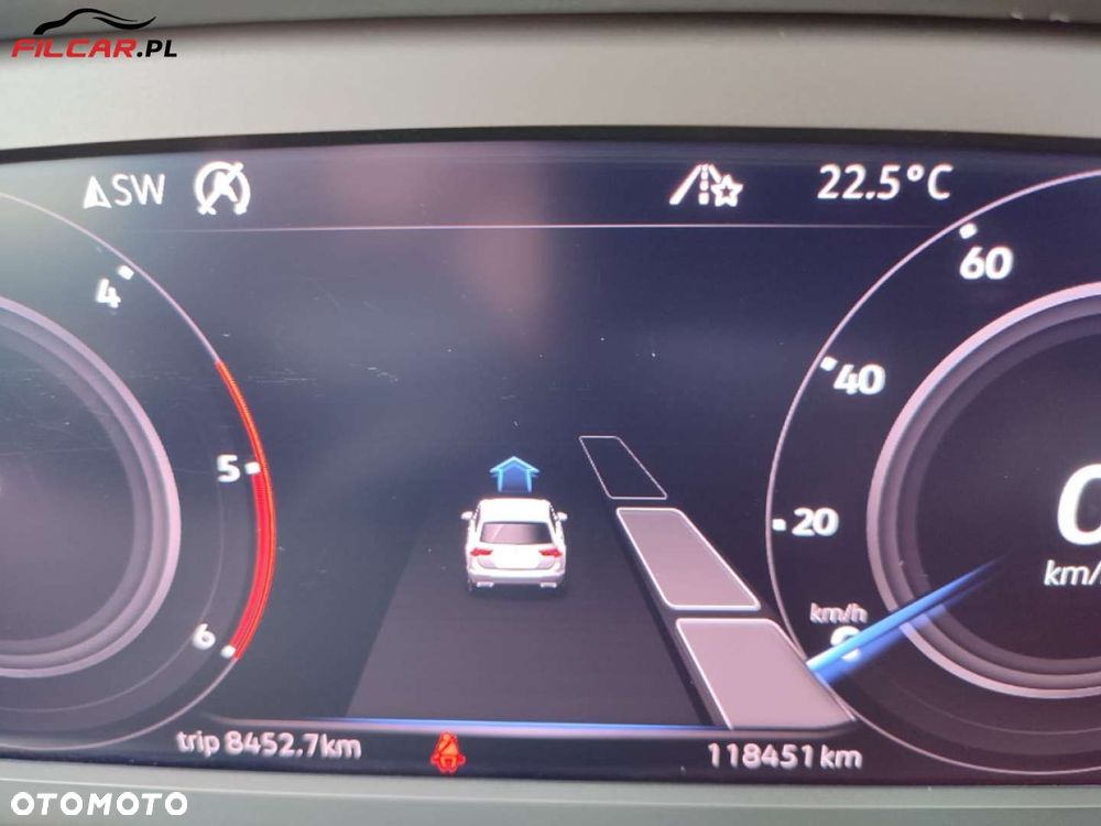 Volkswagen Tiguan - 10